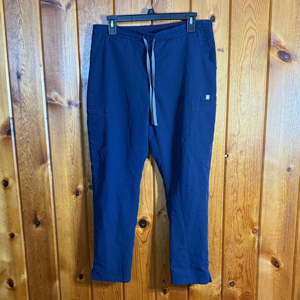 Women’s fig Navy Blue scrub pants size medium FIGS Women Yola Skinny Scrub Pant